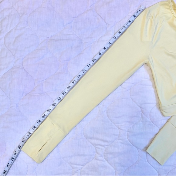 PacSun · NWT Yellow LA Hearts by PacSun Active All Out Long Sleeve Crop Top - Picture 5 of 13
